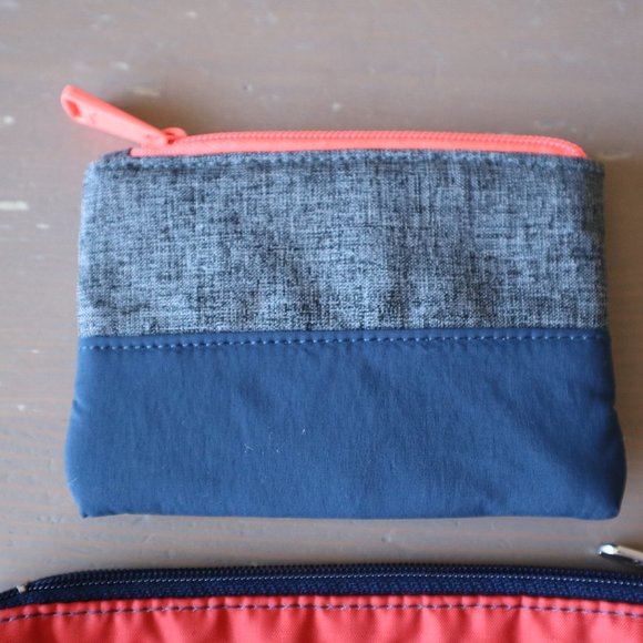 LUG POUCH - Picture 2 of 3